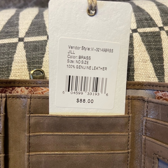 HOBO Jill Tri-fold wallet in Brass metallic. New w/ tag. - Picture 2 of 7